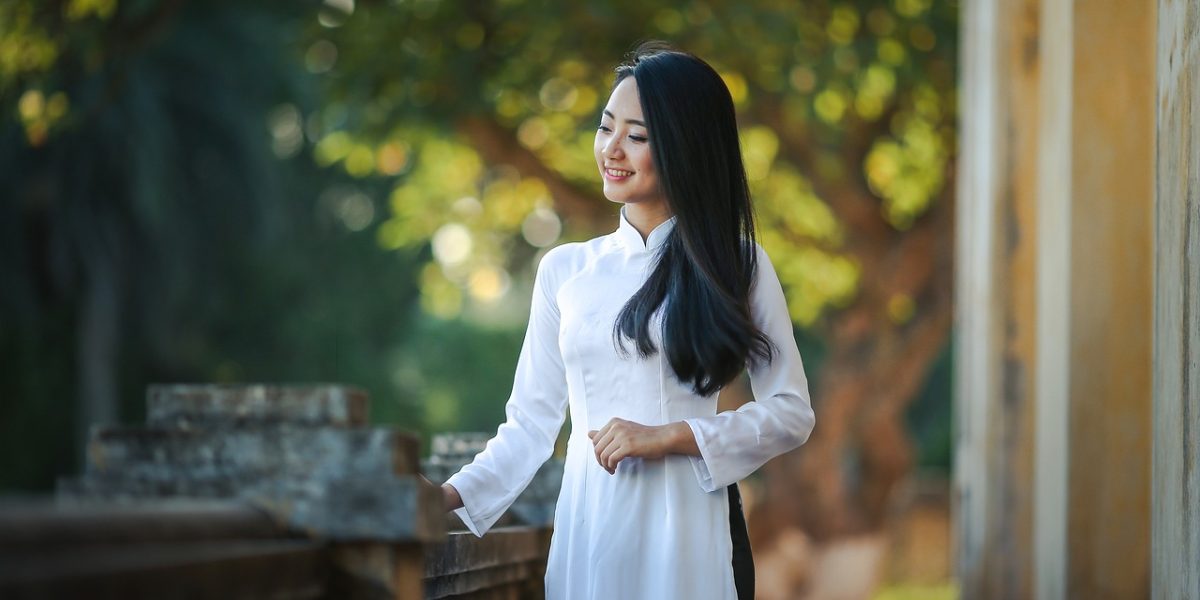 Humanistic therapy fosters an environment where individuals feel empowered to find their own path.